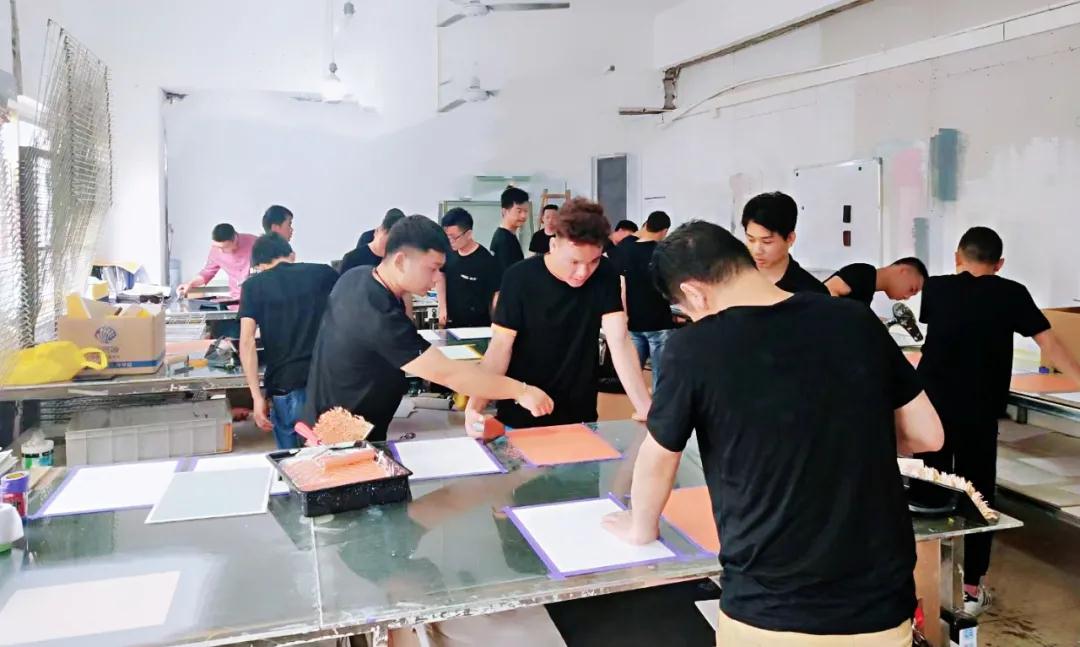 翔特艺术涂料样板厂安王飞：未来，我们的目标是真正做到企业产品订制！