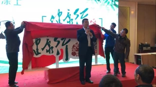 ͿʿС׳ʽĻ ذľս